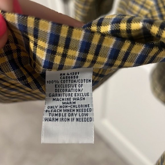 Ralph Lauren men’s long sleeve button down. - Picture 5 of 5